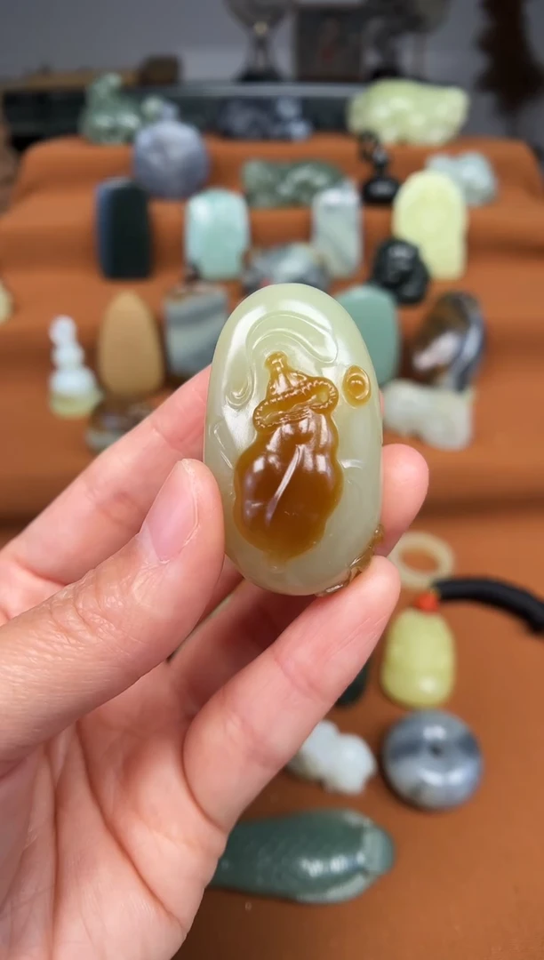 【闪购商品】和田玉颈饰未镶嵌牛