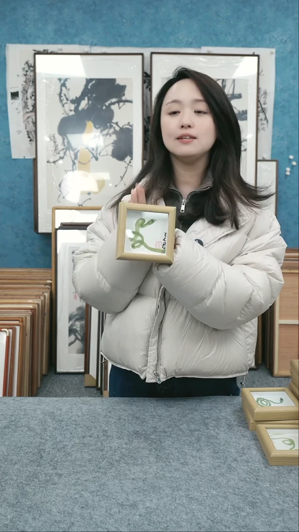 【闪购商品】国画12*12本土老师木质小摆台