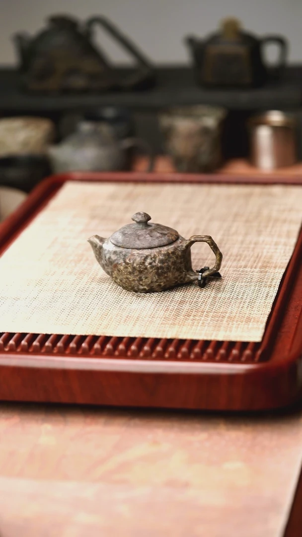 黄庆和老师作品冰碛岩重工雕刻山默壶