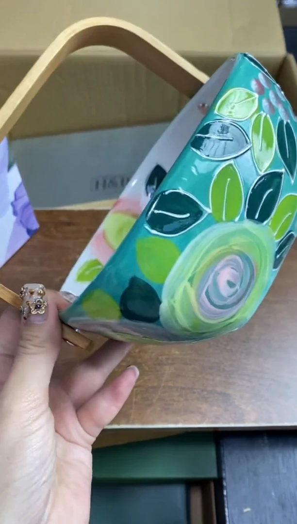 【闪购商品】瓷片隆莲瓷器欢迎大家