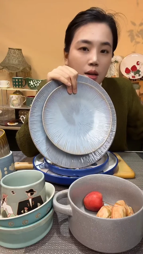 瓷片大小复古盘2件  微瑕介意勿拍