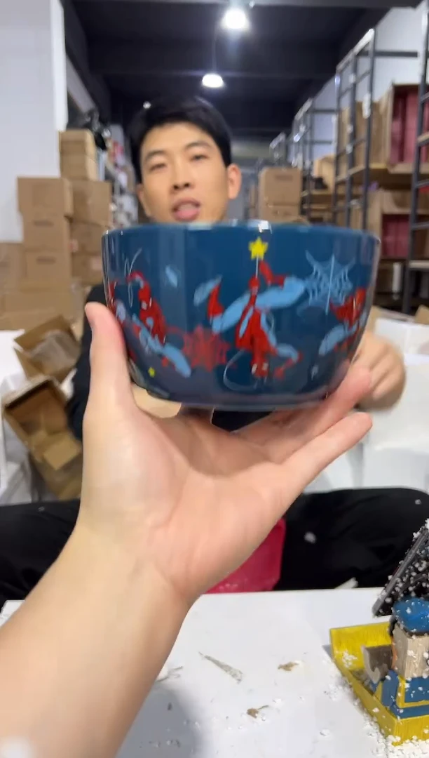 瓷片蜘蛛侠大碗微瑕碗口变形