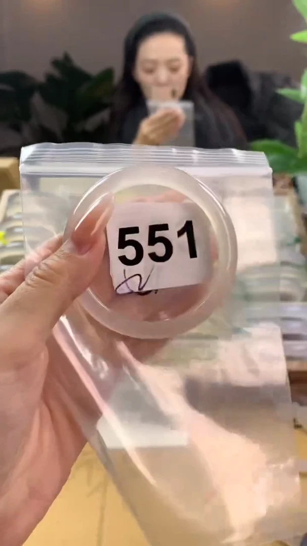 【闪购商品】玛瑙/玉髓手镯未镶嵌551