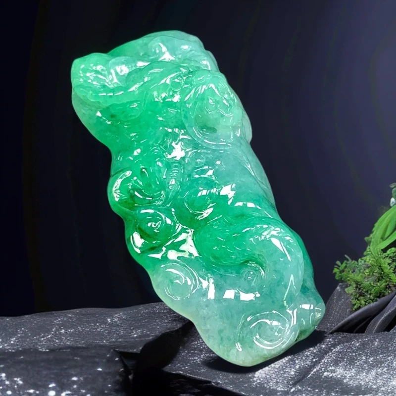 天然翡翠糯种阳绿龙牌龙柱瑞兽缅甸A货辣阳绿立体龙牌玉石吊坠