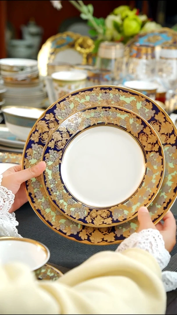 瓷片10.5+8英寸大小摆台