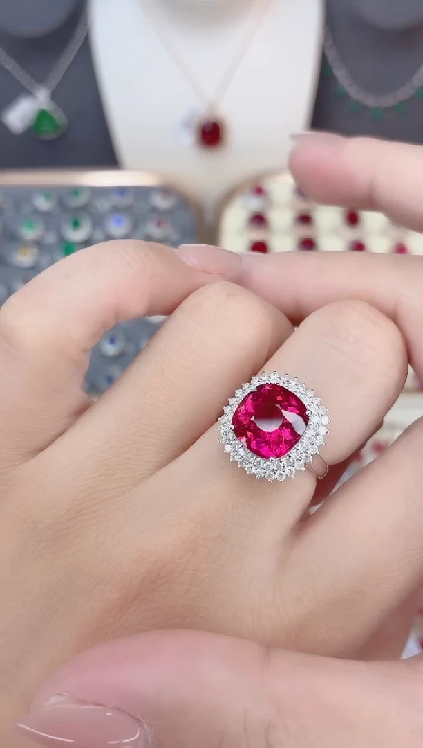 18K金镶嵌碧玺戒指碧玺5.3CT