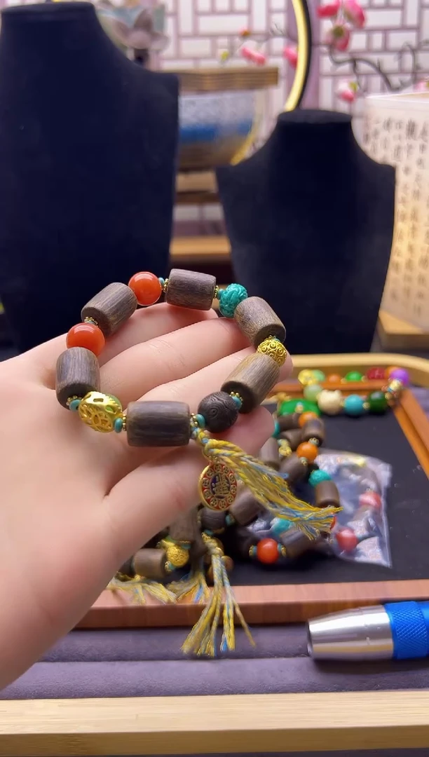 【闪购商品】蜜蜡手链14K金镶嵌S147