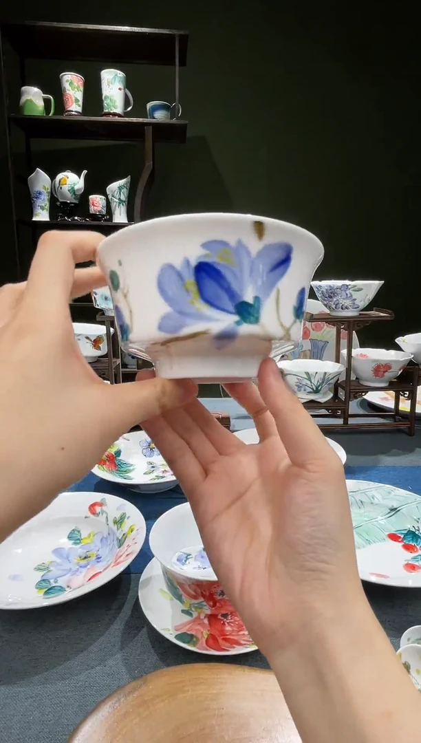 碗景德镇高温釉下彩4.75英寸金钟碗玉兰花