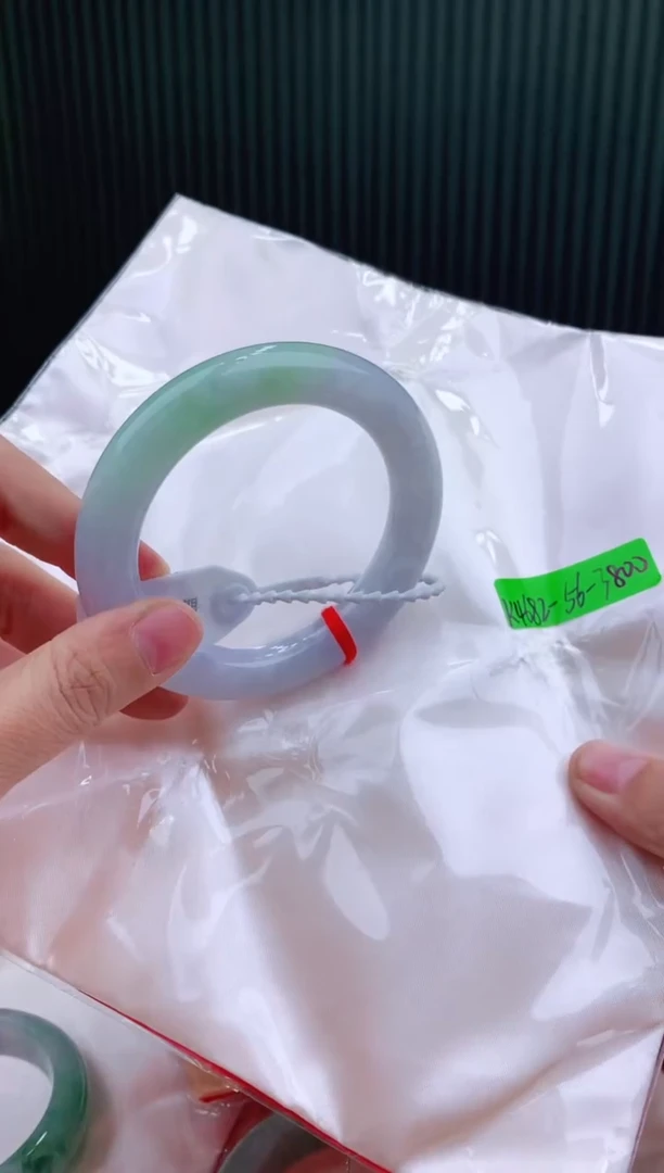 未镶嵌手镯翡翠56