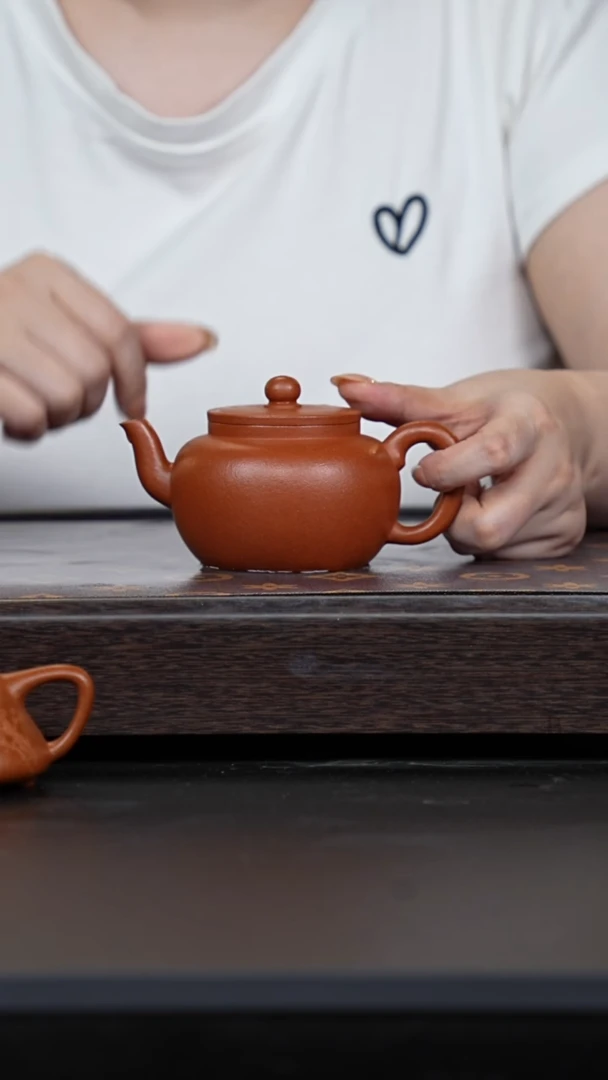 茶壶紫砂微瑕大红泥平盖莲子