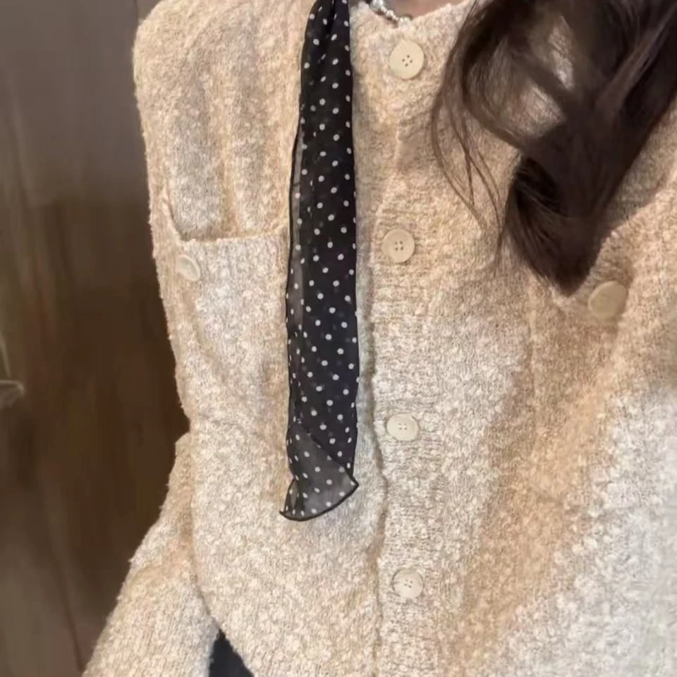 JIUJIU【庄园少女】精致时尚百搭针织圆领开衫针织衫