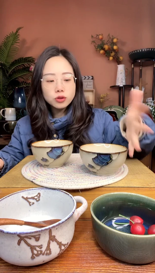 陶瓷瑕疵  5英寸手绘碗 介意慎拍