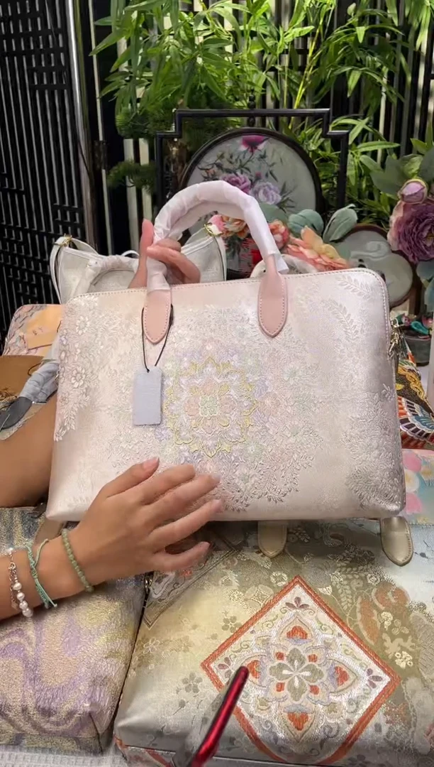 织绣Y****e非遗绒花手工饰品