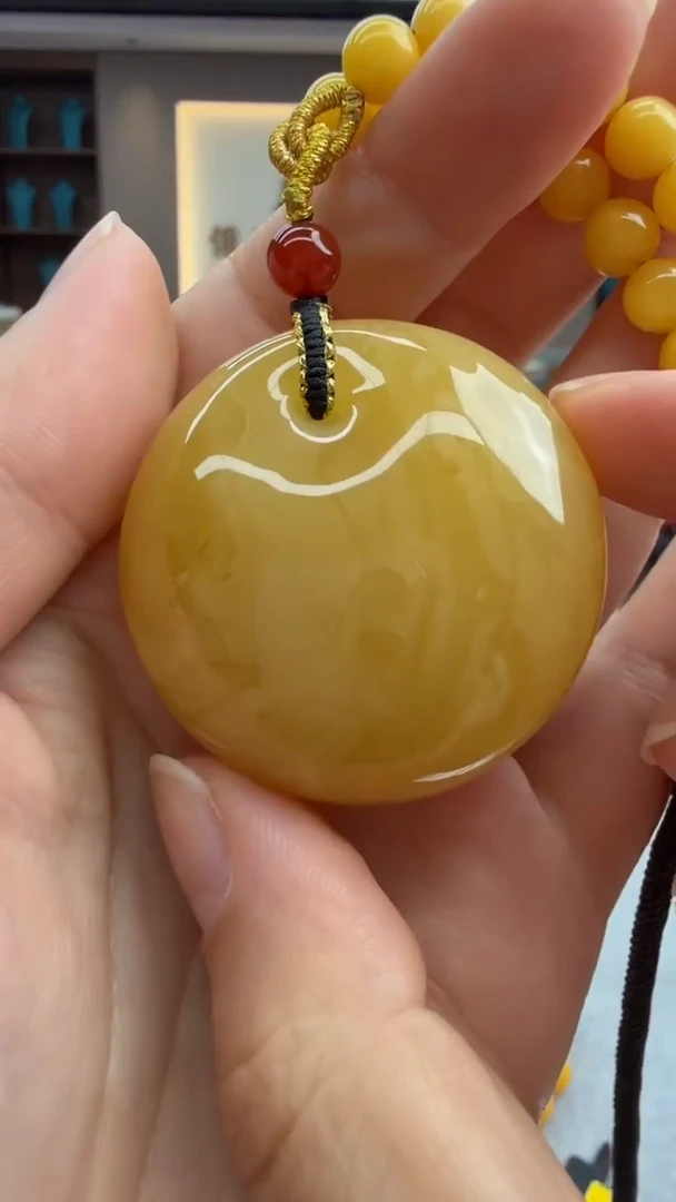 琥珀颈饰未镶嵌287秒拍号 假一罚三