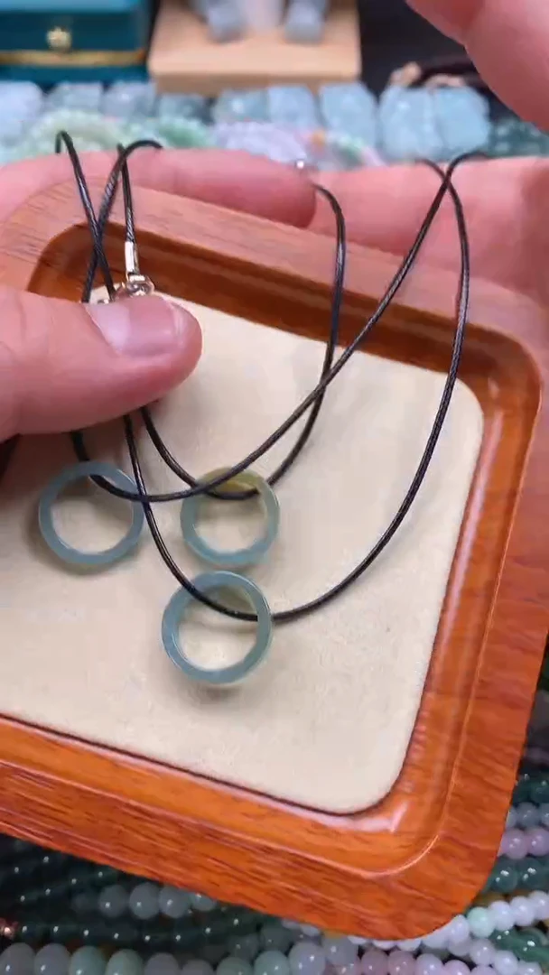 颈饰未镶嵌翡翠闪购001多样性发一