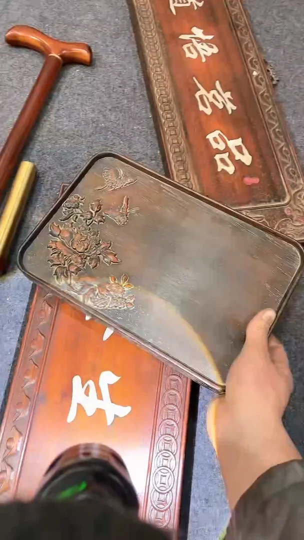 【闪购商品】非洲紫檀（红花梨）30x20cm赏盘