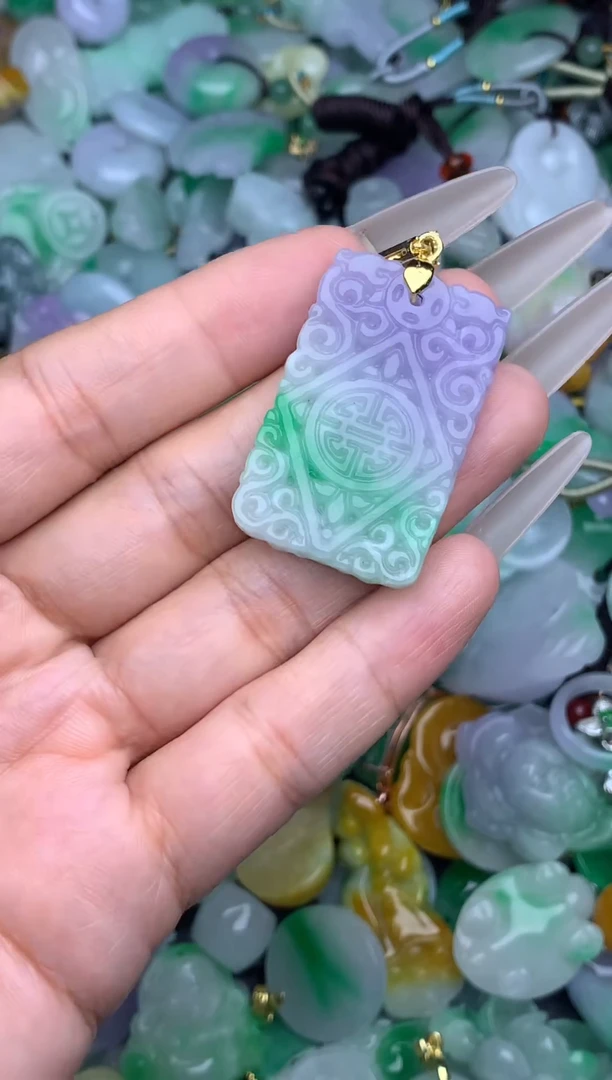 翡翠未镶嵌颈饰天然缅甸翡翠吊坠
