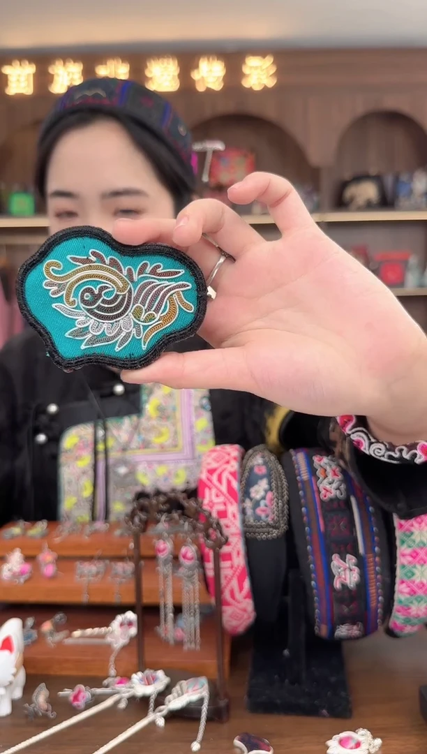 【闪购商品】织绣扶光苗绣传承121