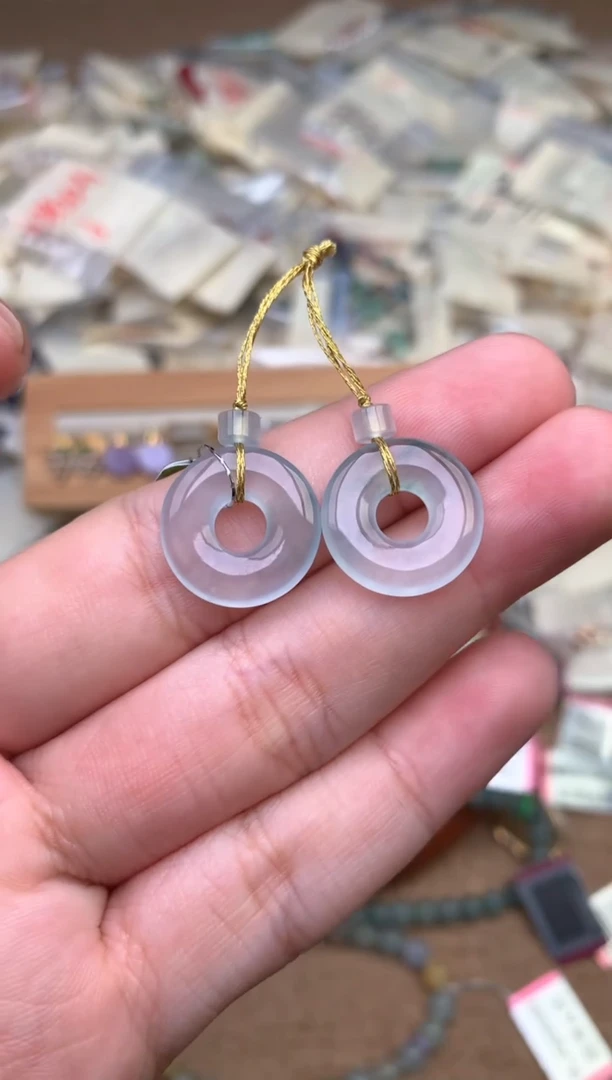 未镶嵌挂件翡翠一