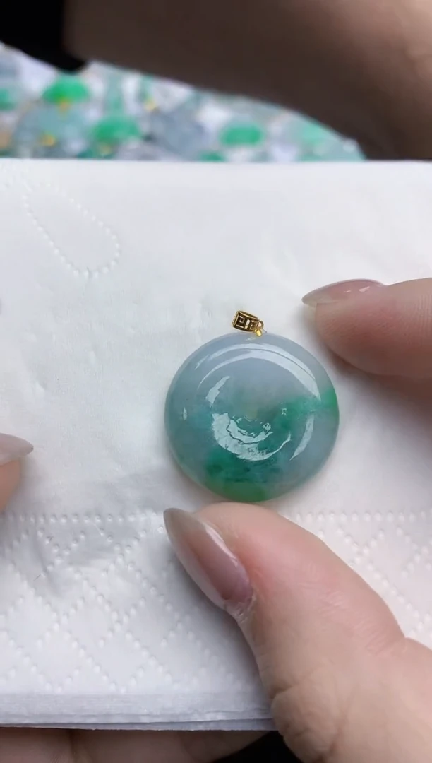 【闪购商品】翡翠颈饰18K金镶嵌天然翡翠A货