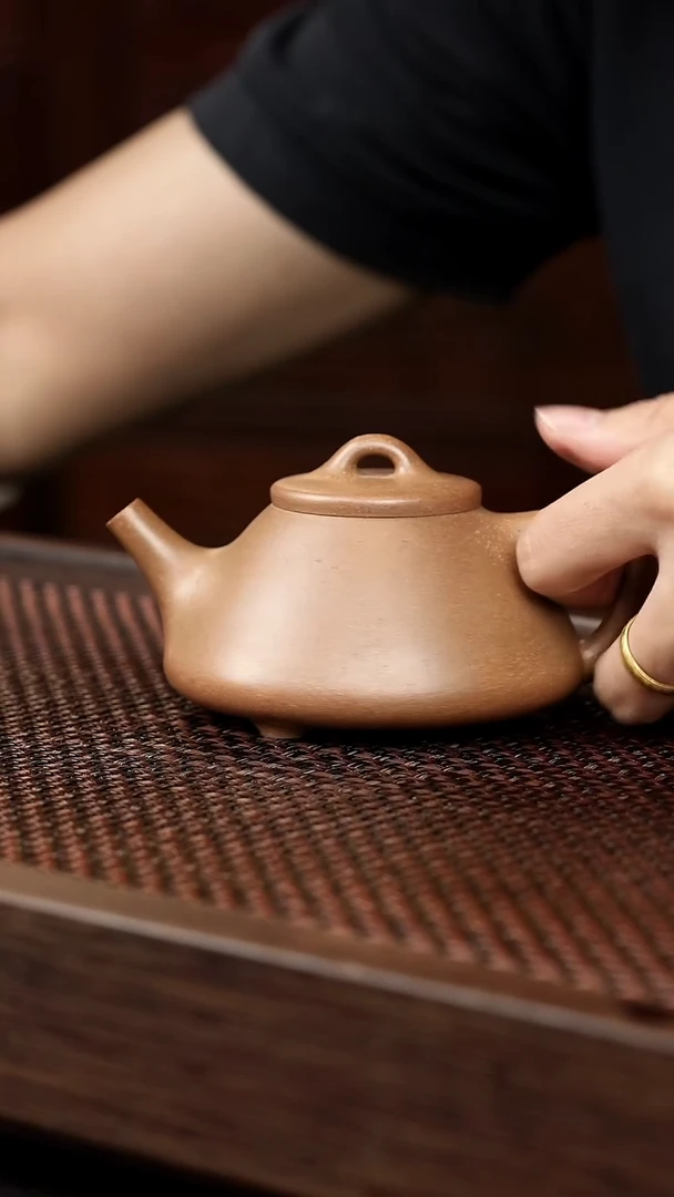 茶壶紫砂桃花泥子冶