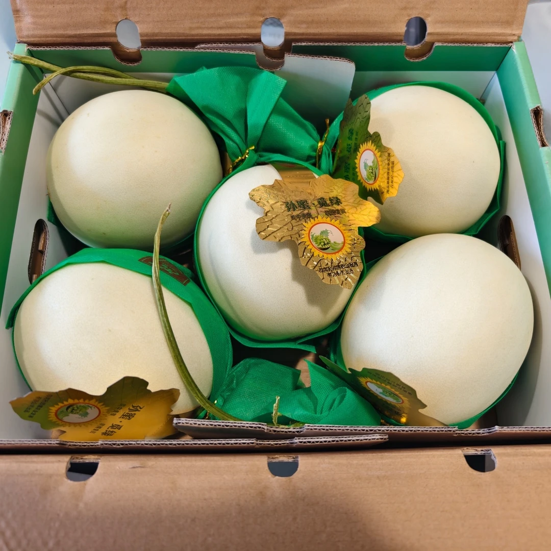【喜农夫旗舰店】奶香蜜哈密瓜2颗-5颗整件装/单颗约2.5斤包邮
