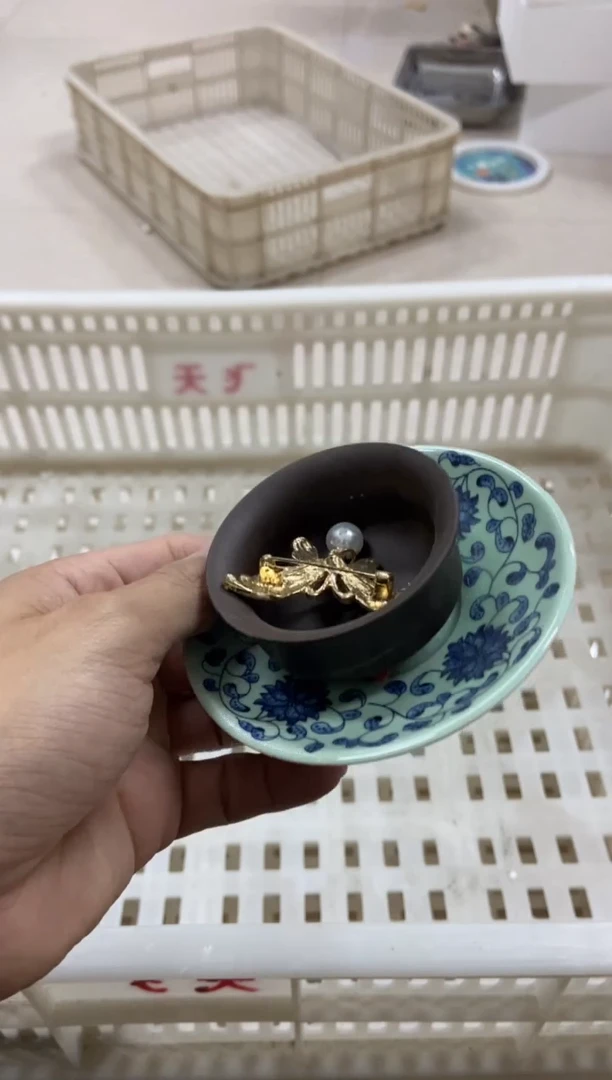 杯子瓷无运费险有瑕疵的摄影的产品有使用过的痕迹有点脏介意勿拍