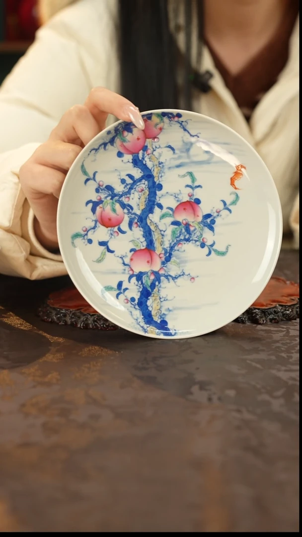 青花手绘斗彩桃子壶承