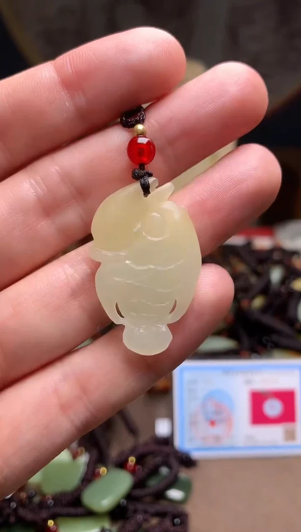 颈饰未镶嵌和田玉新疆料青海料清水和田玉吊坠