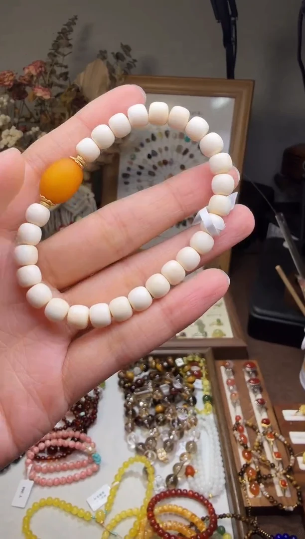 水晶摆件未镶嵌手链