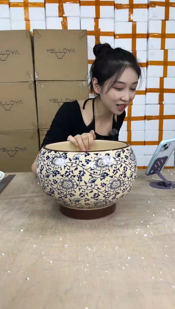 圆球青花瓷大号22x18
