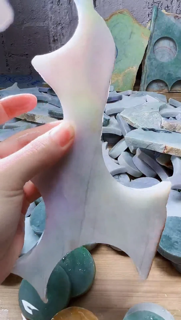 颈饰未镶嵌翡翠天然翡翠A货735