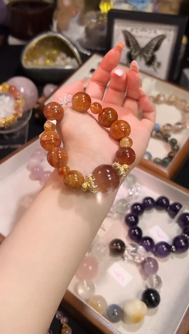 合金手链水晶多样性（X2拍）发其一，颜色微差