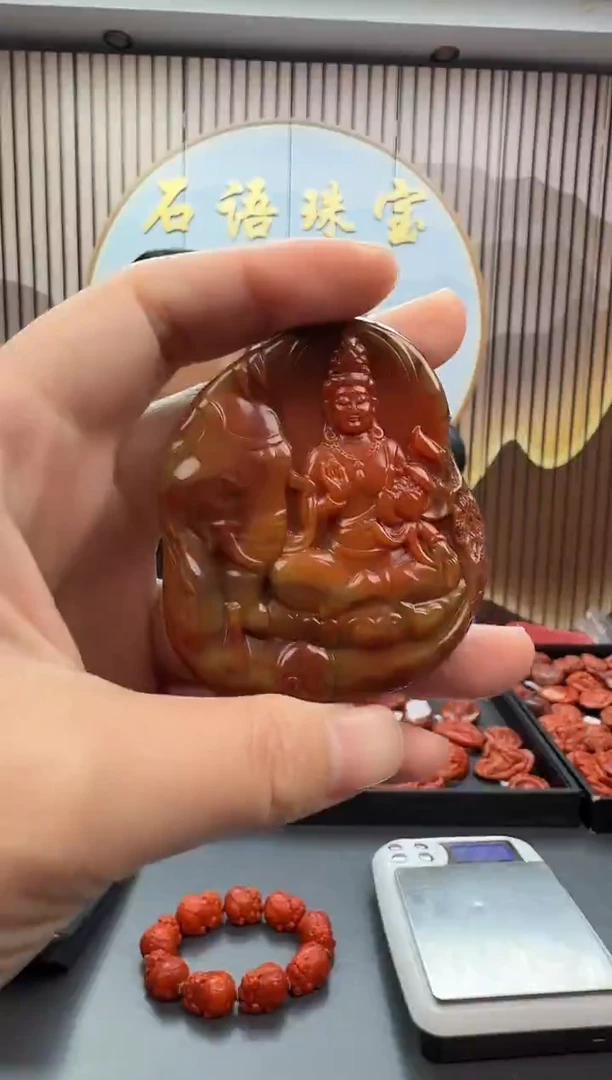 未镶嵌雕刻玛瑙/玉髓089ZB1203产品一个