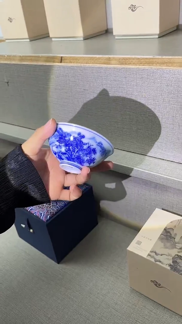 景德镇高温瓷山水斗笠