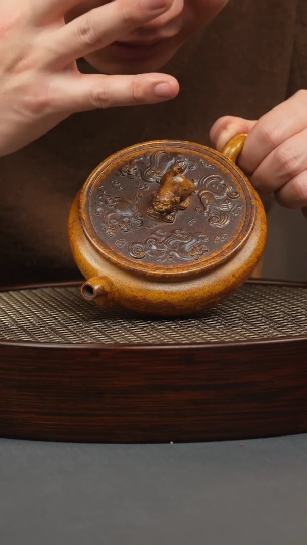 【闪购商品】紫砂茶壶龙骨金砂 虎钮周盘 刻绘