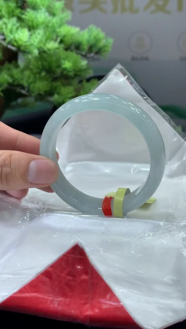 未镶嵌手镯翡翠翡翠手镯