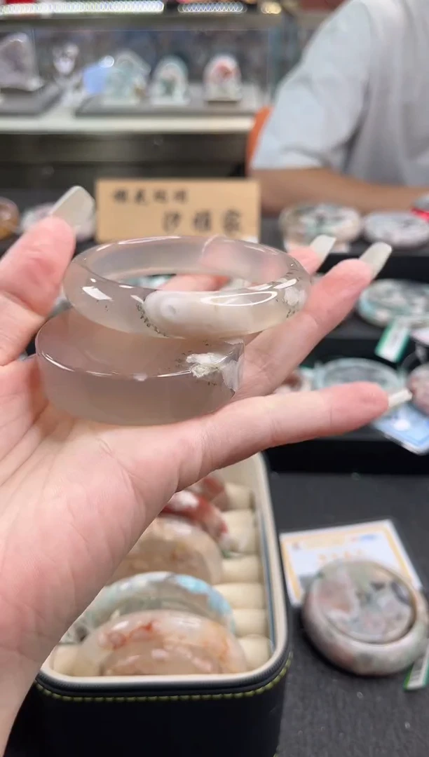 未镶嵌手镯石英质玉59圈口（赠品镯心）s93421