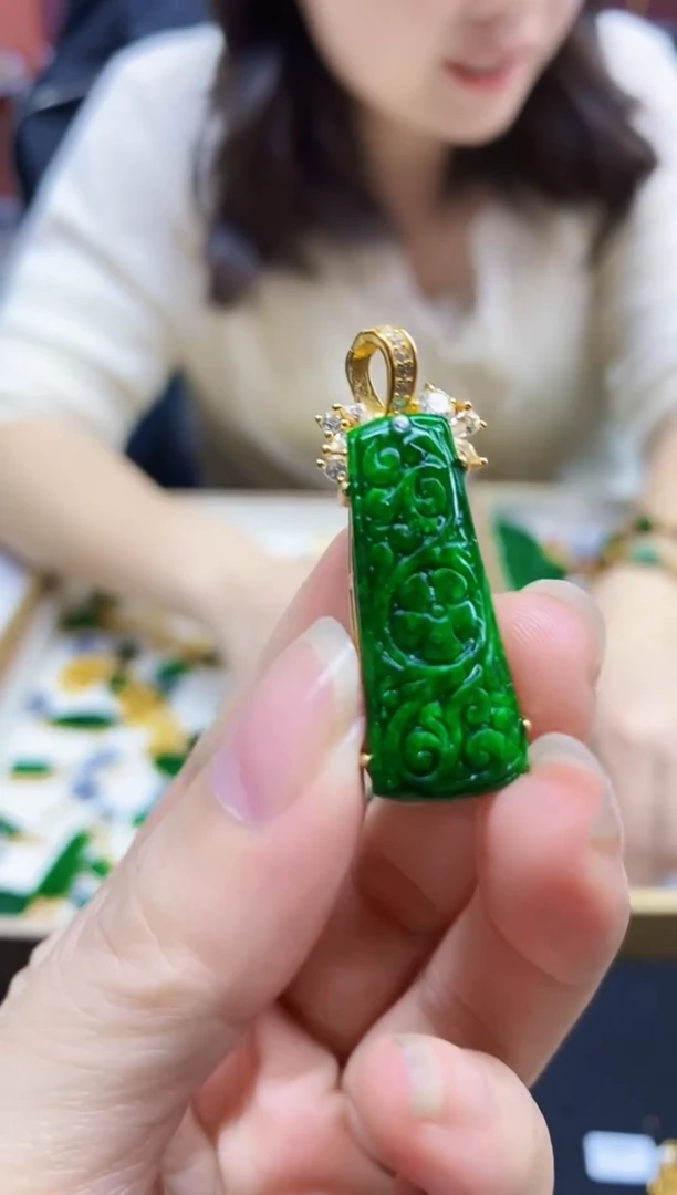 颈饰未镶嵌翡翠翡翠吊坠