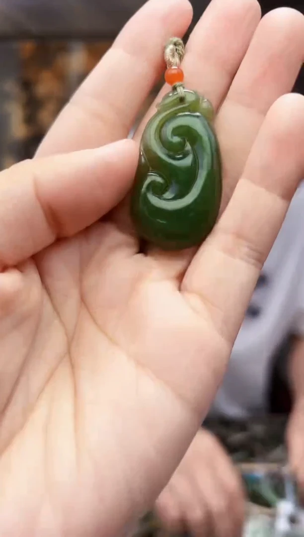 和田玉未镶嵌挂件拍一发一