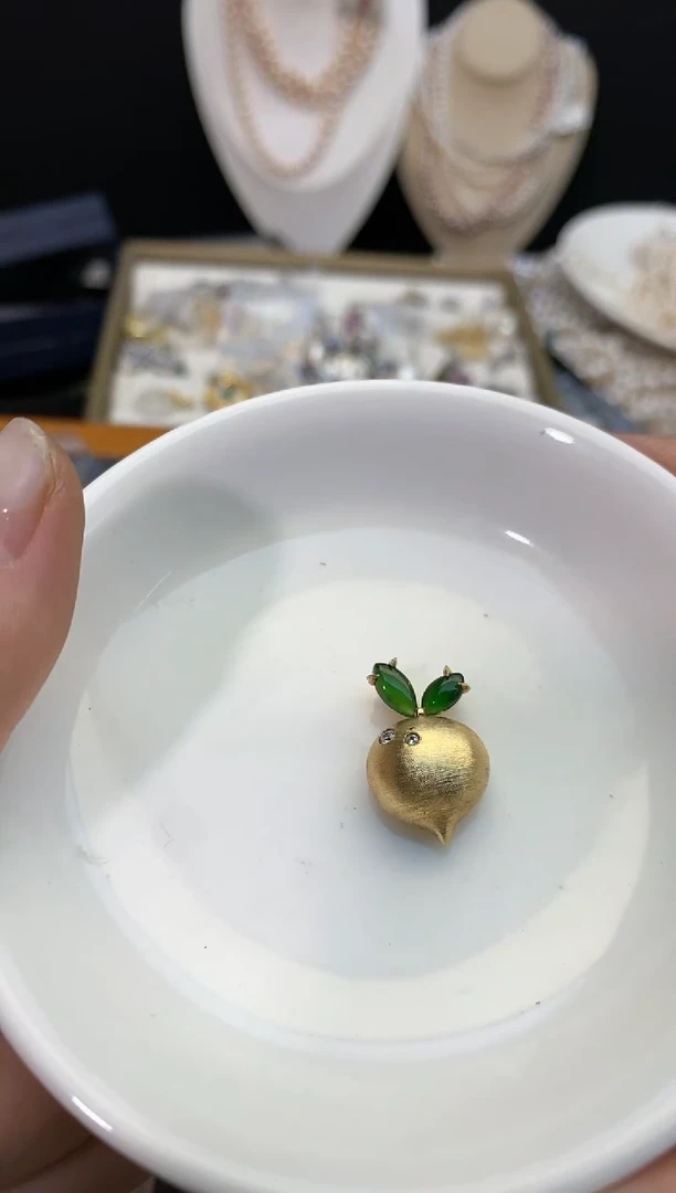 【闪购商品】翡翠项链银S925镶嵌小萝卜(吊坠