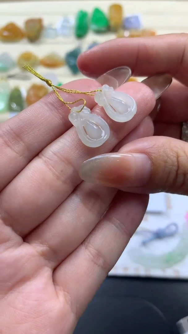 【闪购商品】定制翡翠未镶嵌翡翠