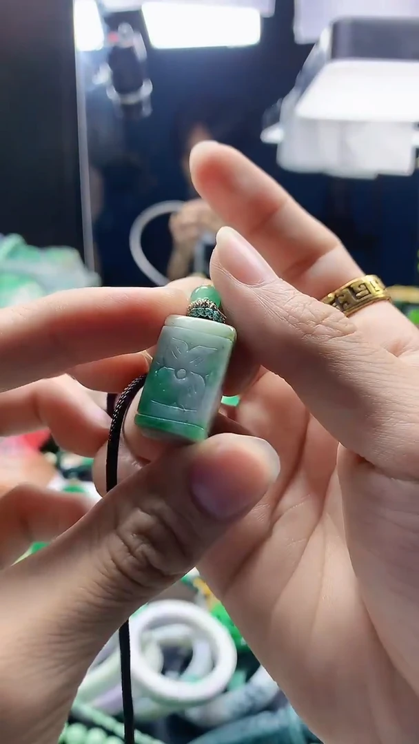 未镶嵌定制翡翠天然缅甸a货翡翠