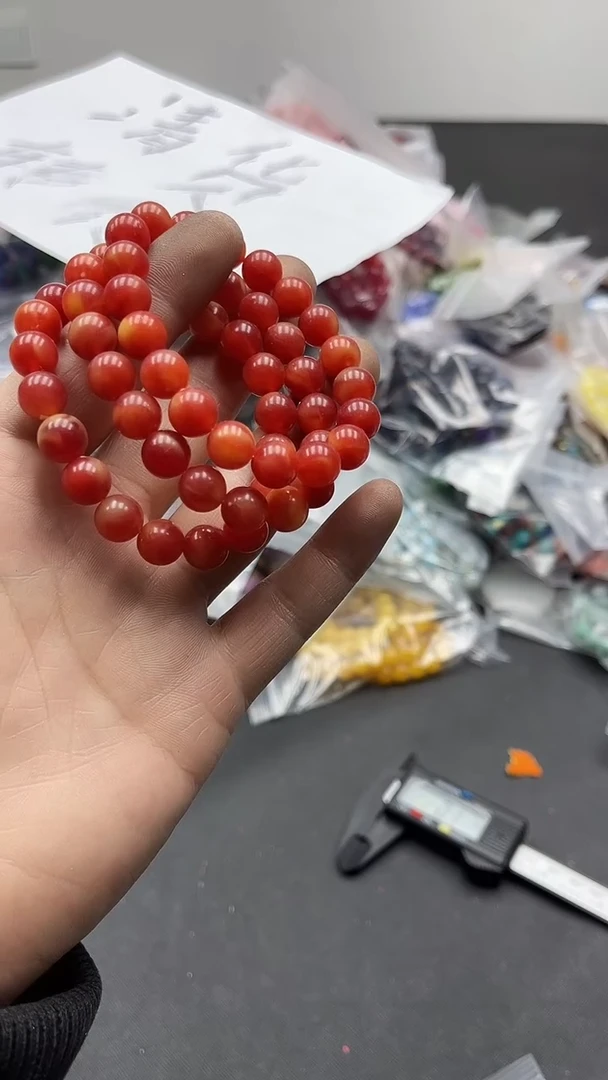 【闪购商品】蜜蜡手链未镶嵌64手串