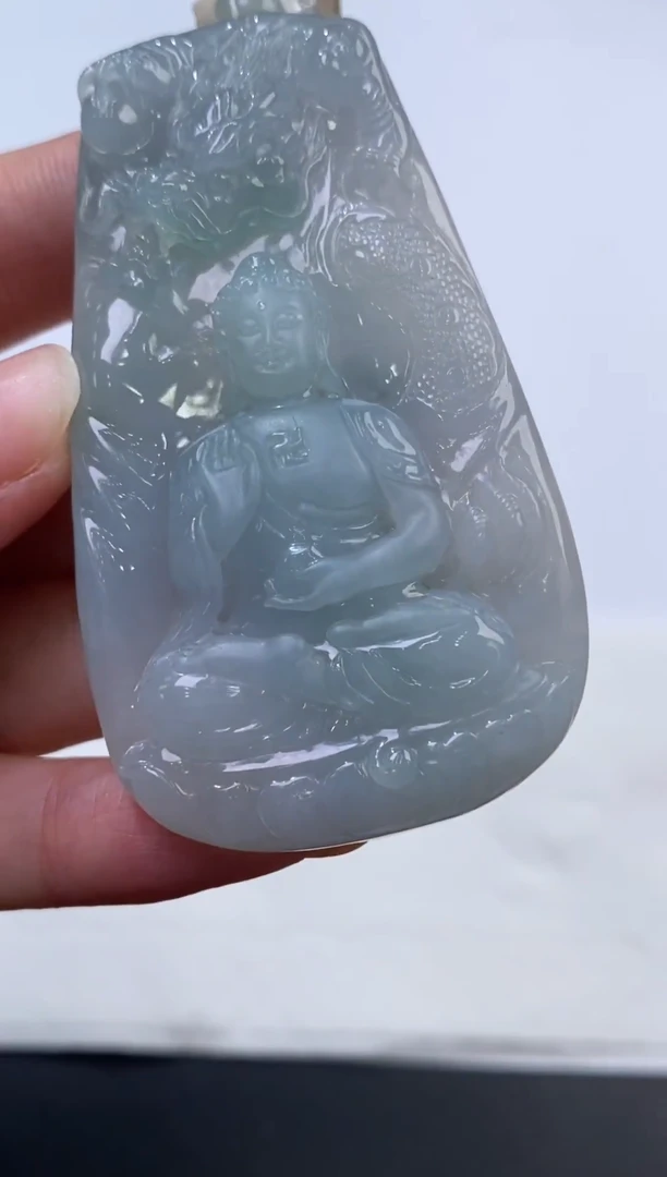 未镶嵌挂件翡翠370391  多人