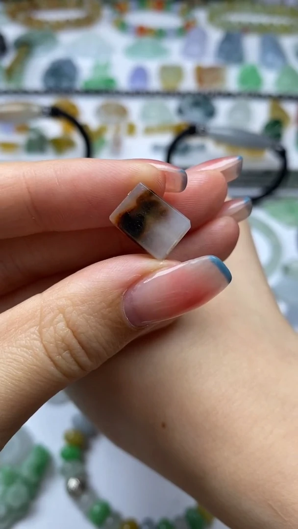 未镶嵌定制翡翠毛货定制不退不换