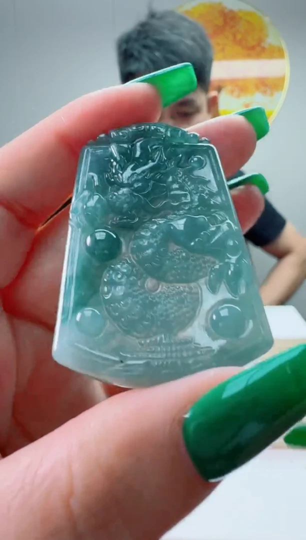 翡翠未镶嵌颈饰多样性随机发其一