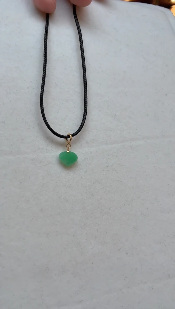 颈饰18K金镶嵌翡翠挂件