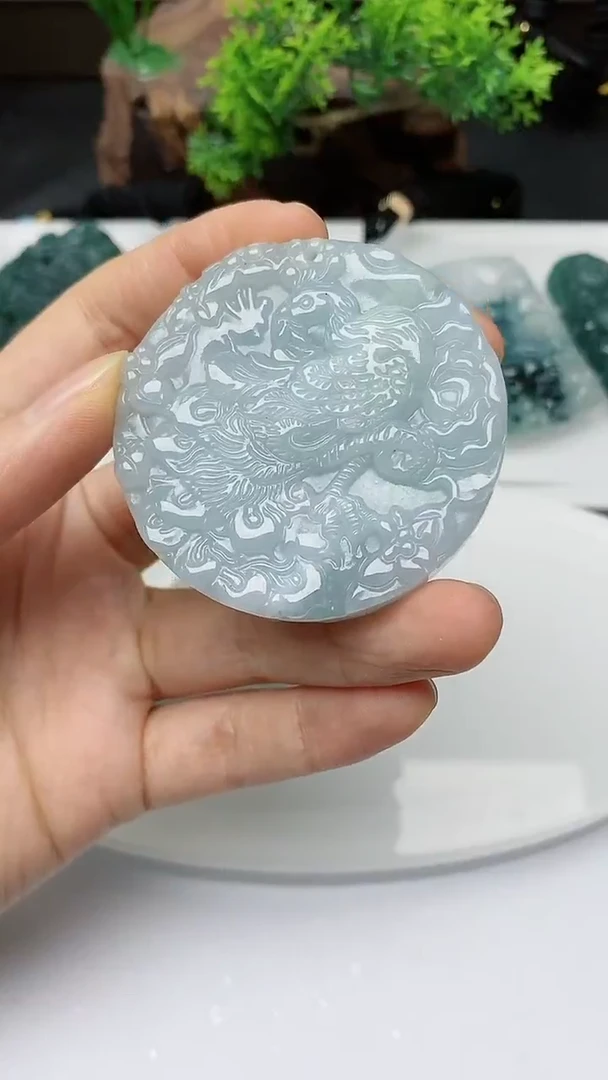 【闪购商品】翡翠颈饰未镶嵌