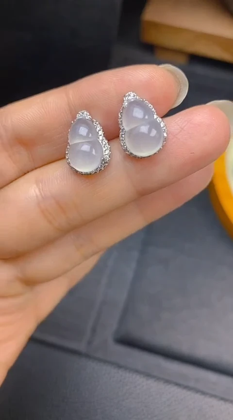 翡翠银S925镶嵌耳饰葫芦